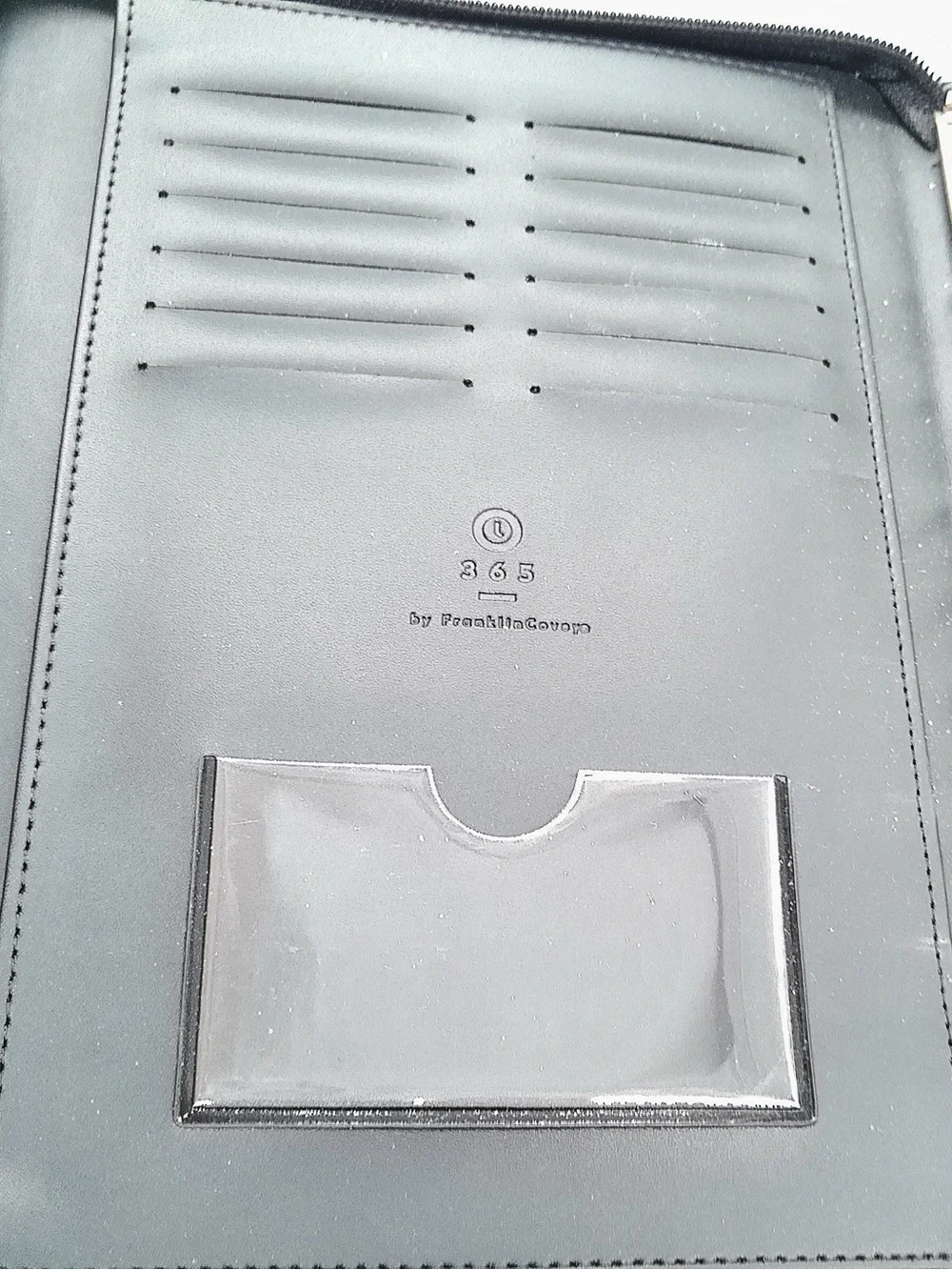 FranklinCovey 365 planner binder featuring a 7-ring binder mechanism, card slot.